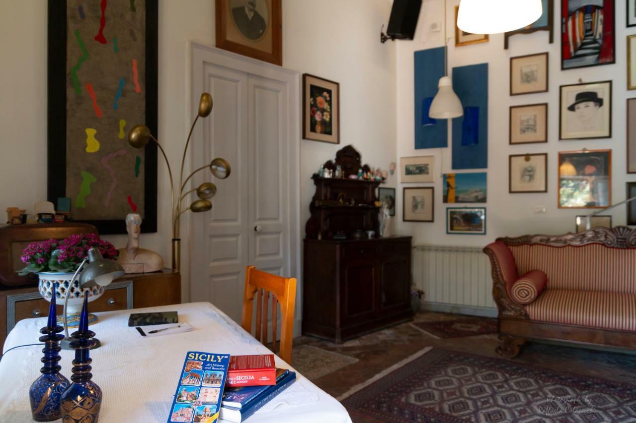 Le Casette Nel Borgo Hotel Acireale Buitenkant foto